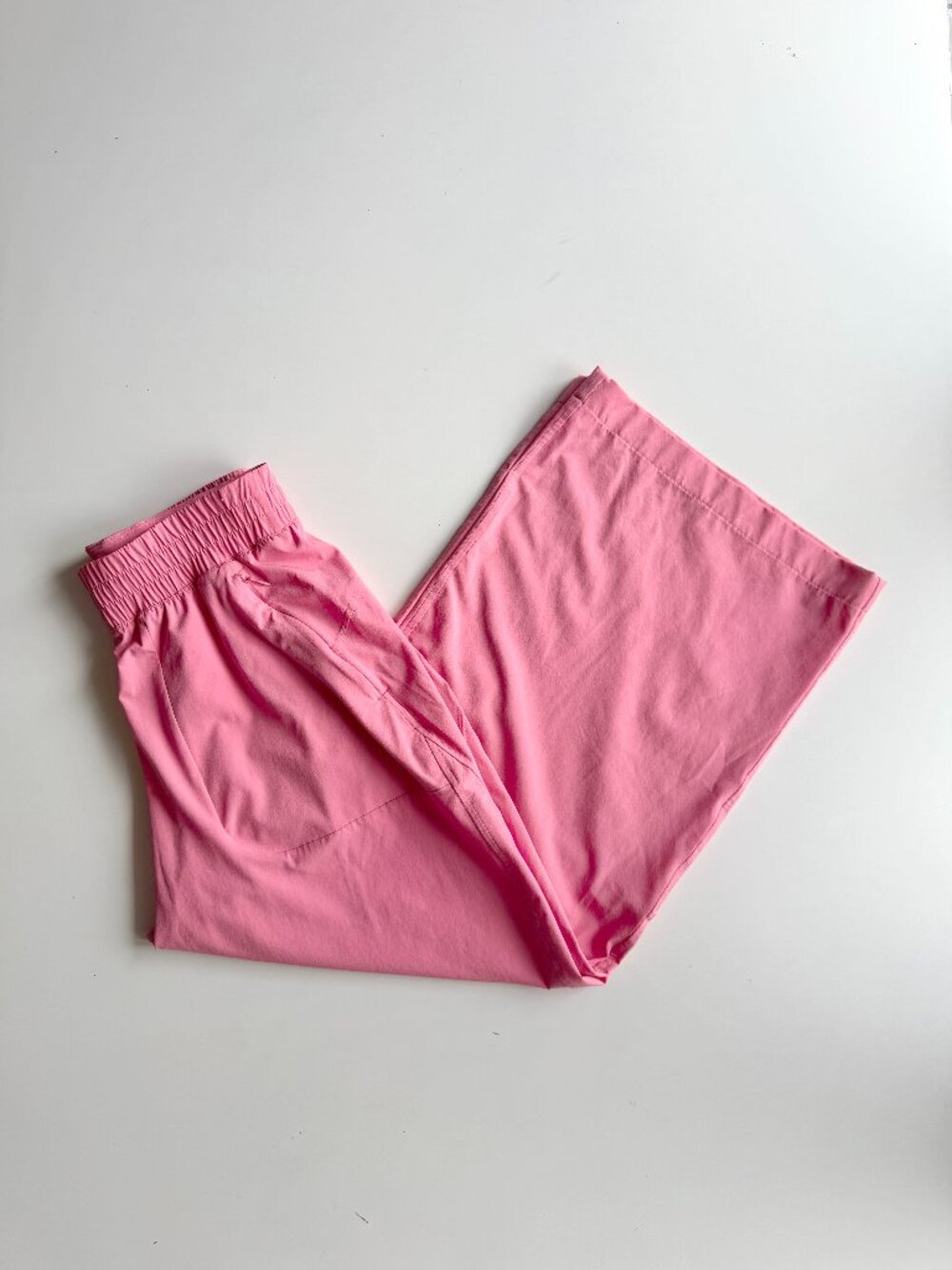 *Hemmed* LULULEMON Sakura Pink Swift Mid Rise Cropped Wide Leg Pants, Size 4